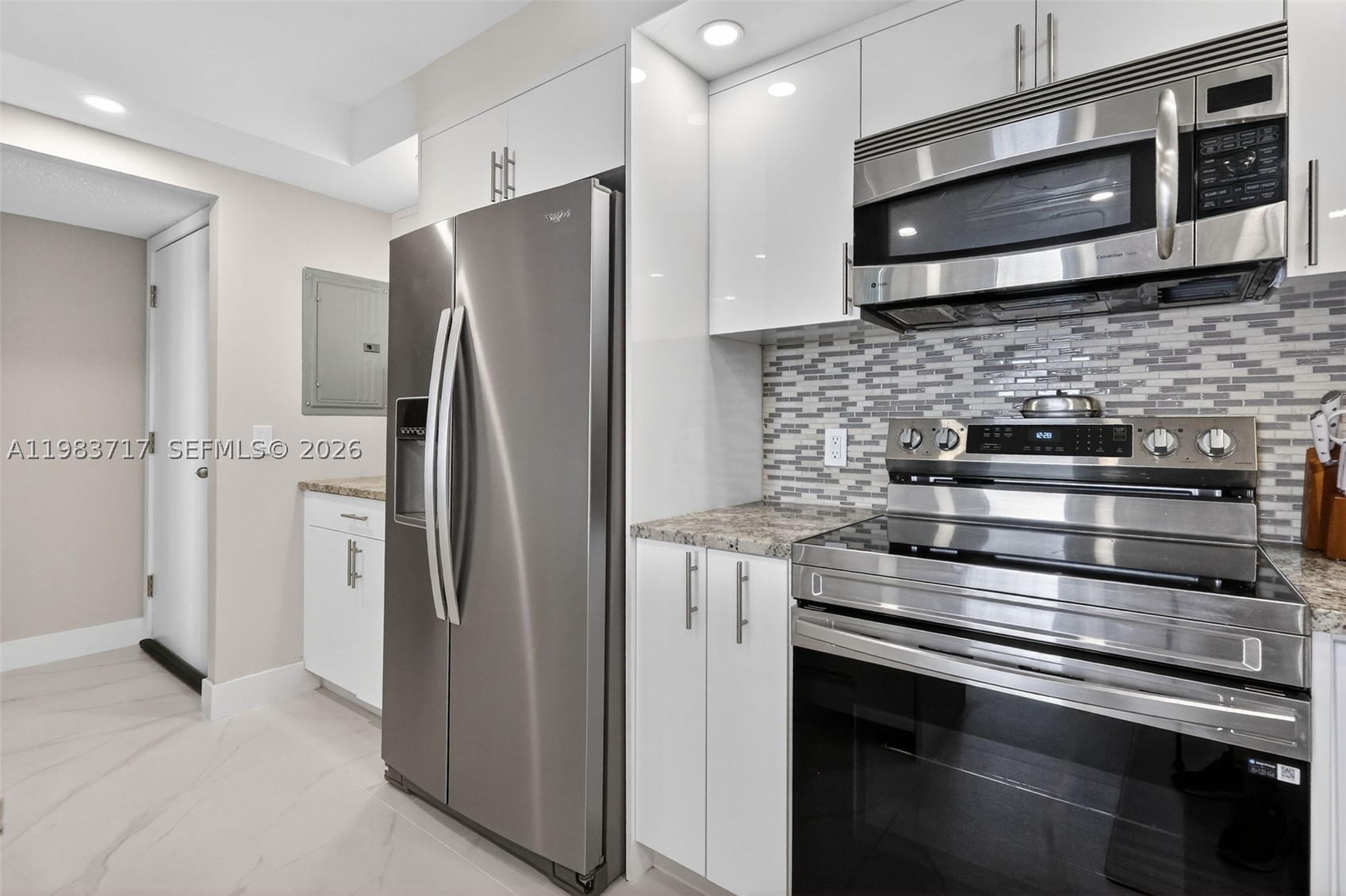 1410 S Ocean Dr 601 Property Photo 13