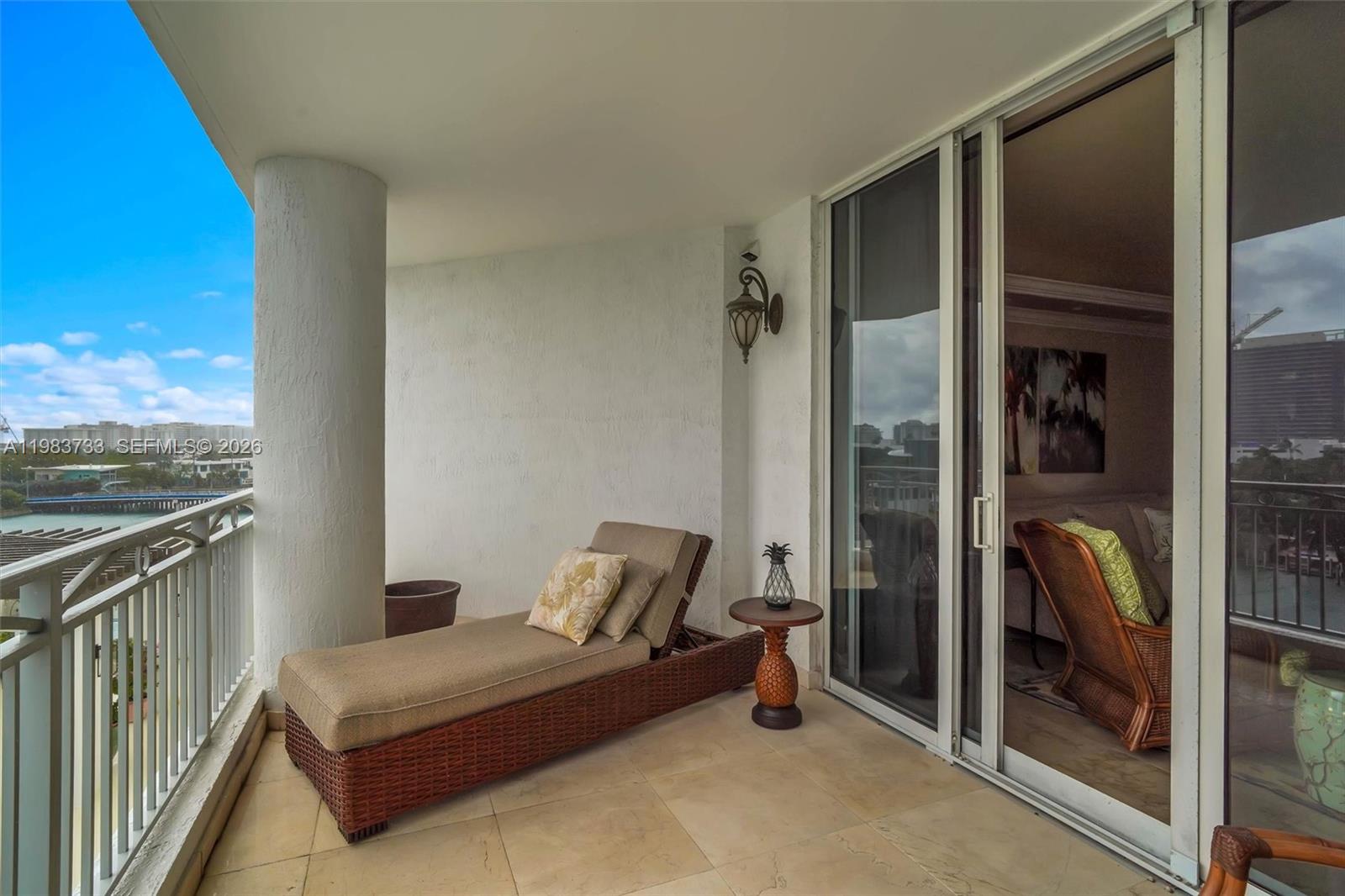 9751 E Bay Harbor Dr 6c Property Photo 26