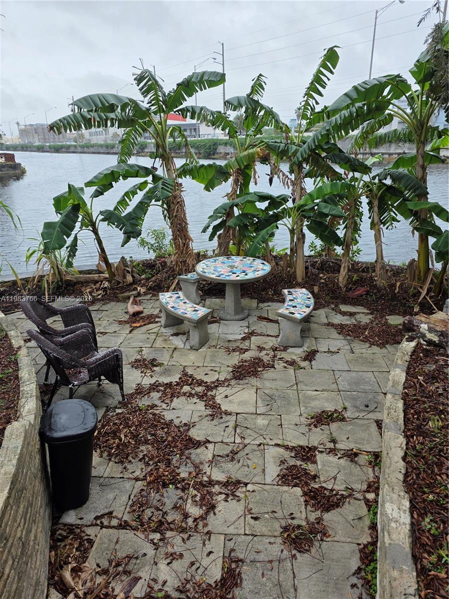 A11983766 Property Photo 14