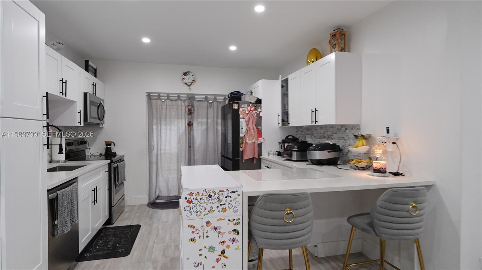 14580 Harrison St Property Photo 6