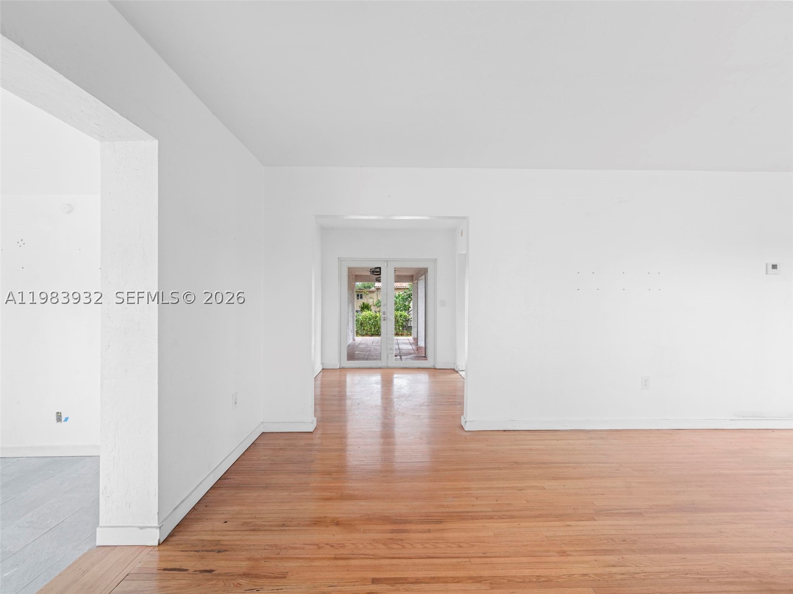 6437 Sw 10th St Property Photo 4