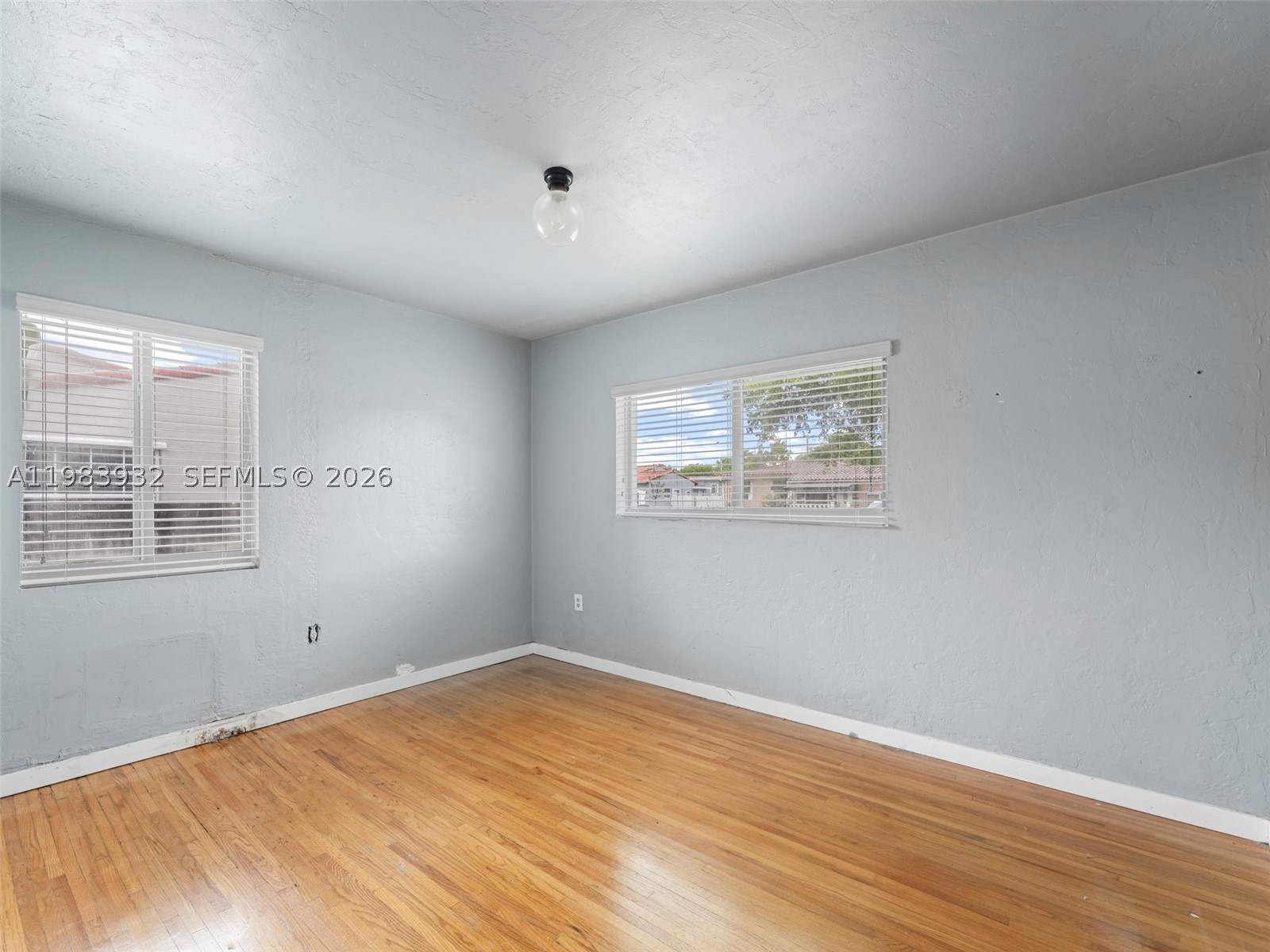 6437 Sw 10th St Property Photo 14