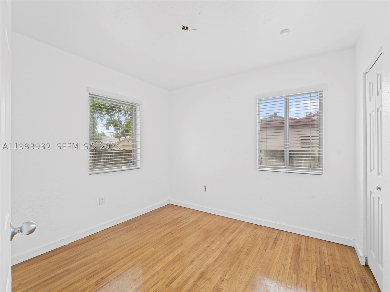 6437 Sw 10th St Property Photo 17