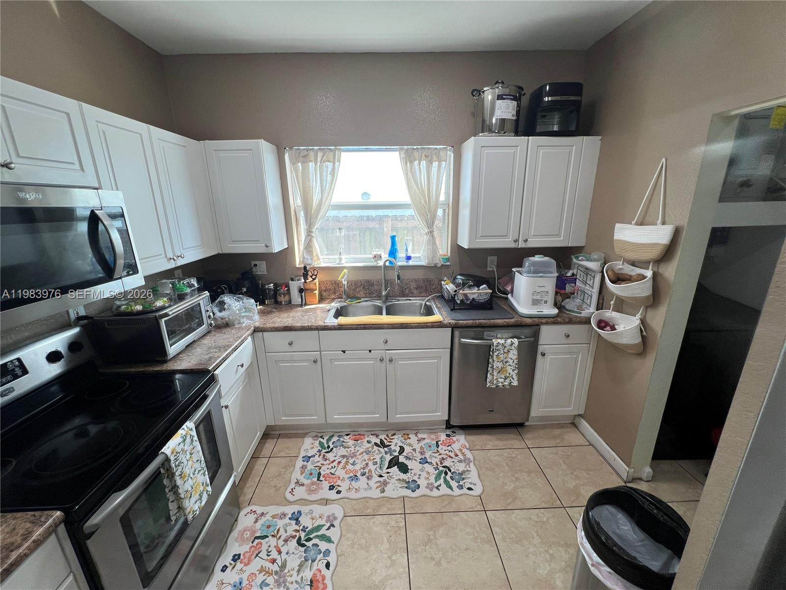 195 Ne 36th Ter Property Photo 30