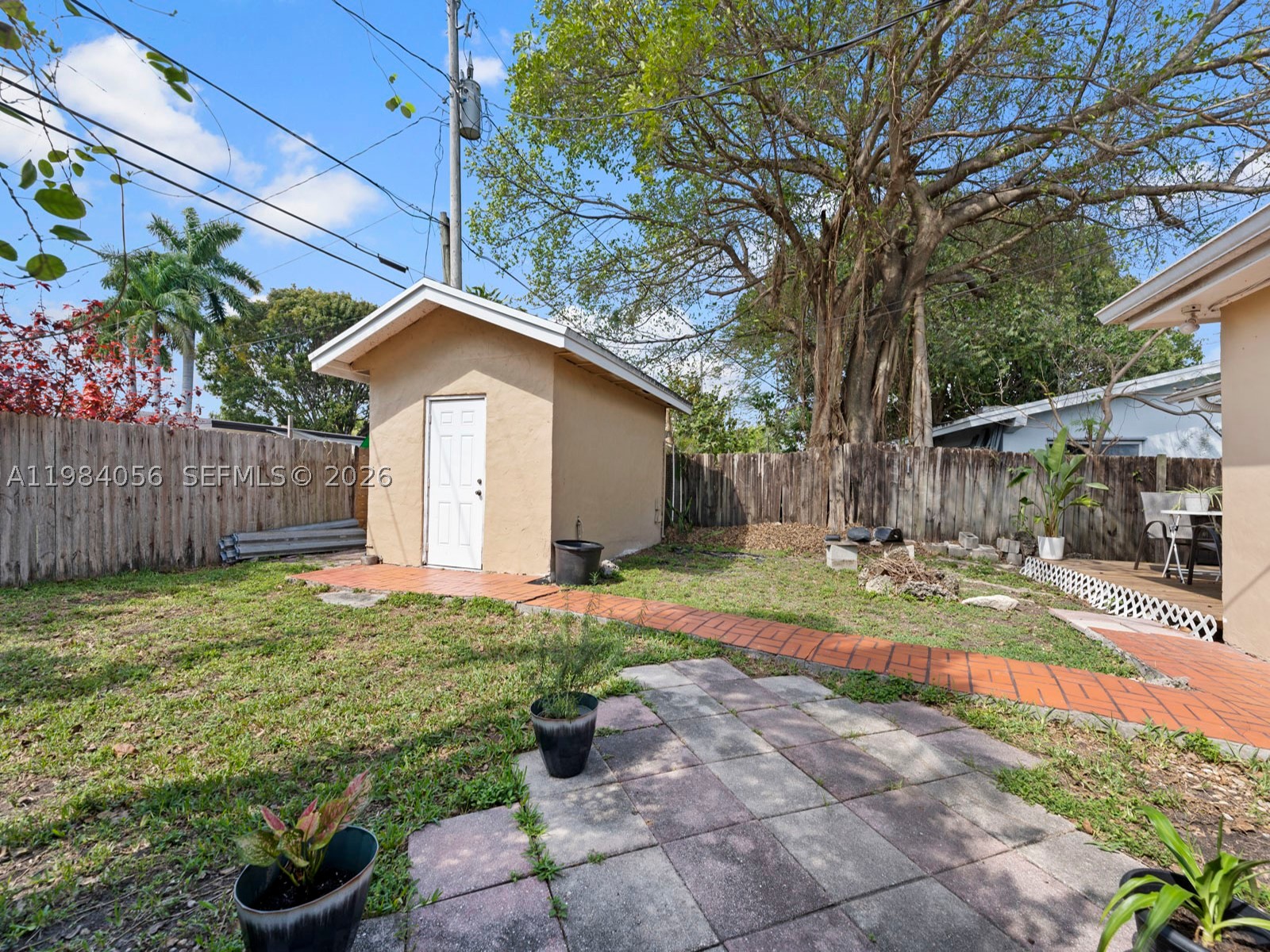 9365 Jamaica Dr Property Photo 26