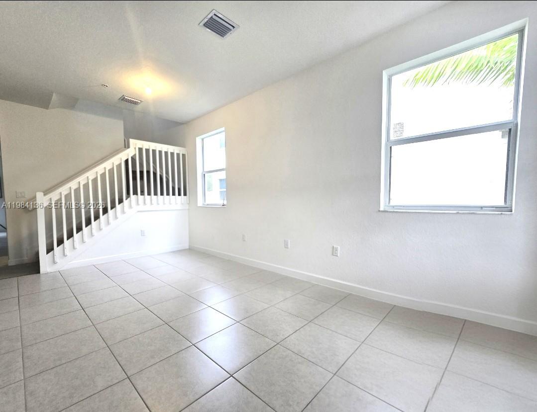 2761 Nw 55th Way Property Photo 18