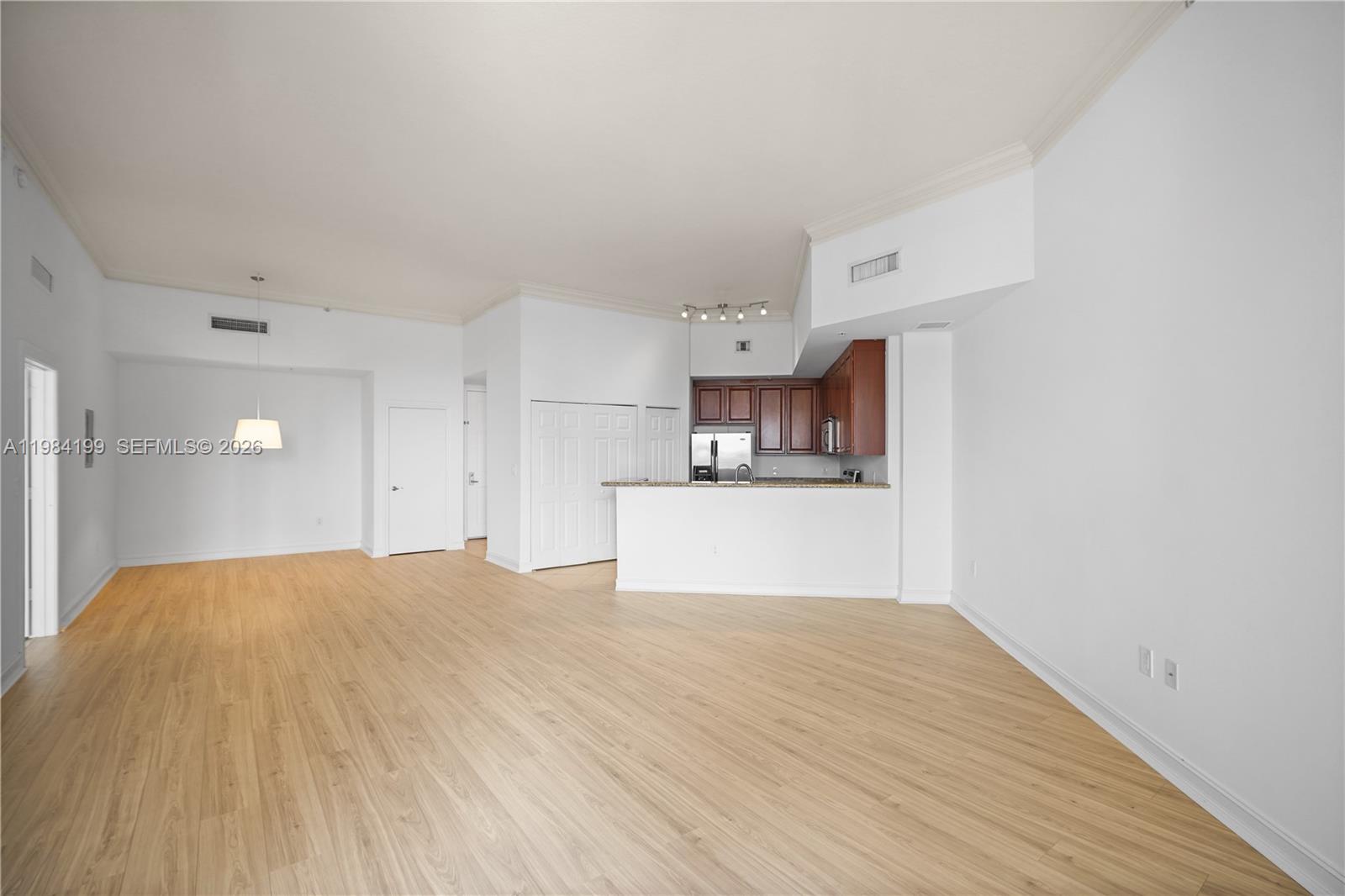 3001 Ne 185th St 716 Property Photo 9
