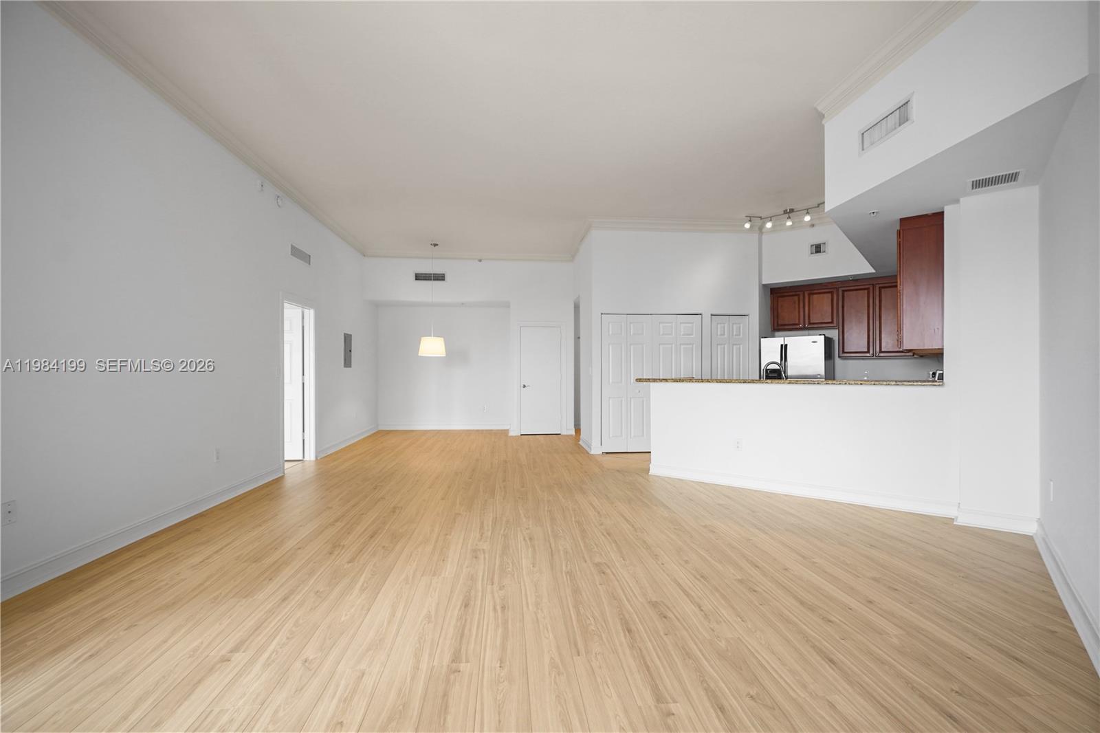 3001 Ne 185th St 716 Property Photo 29