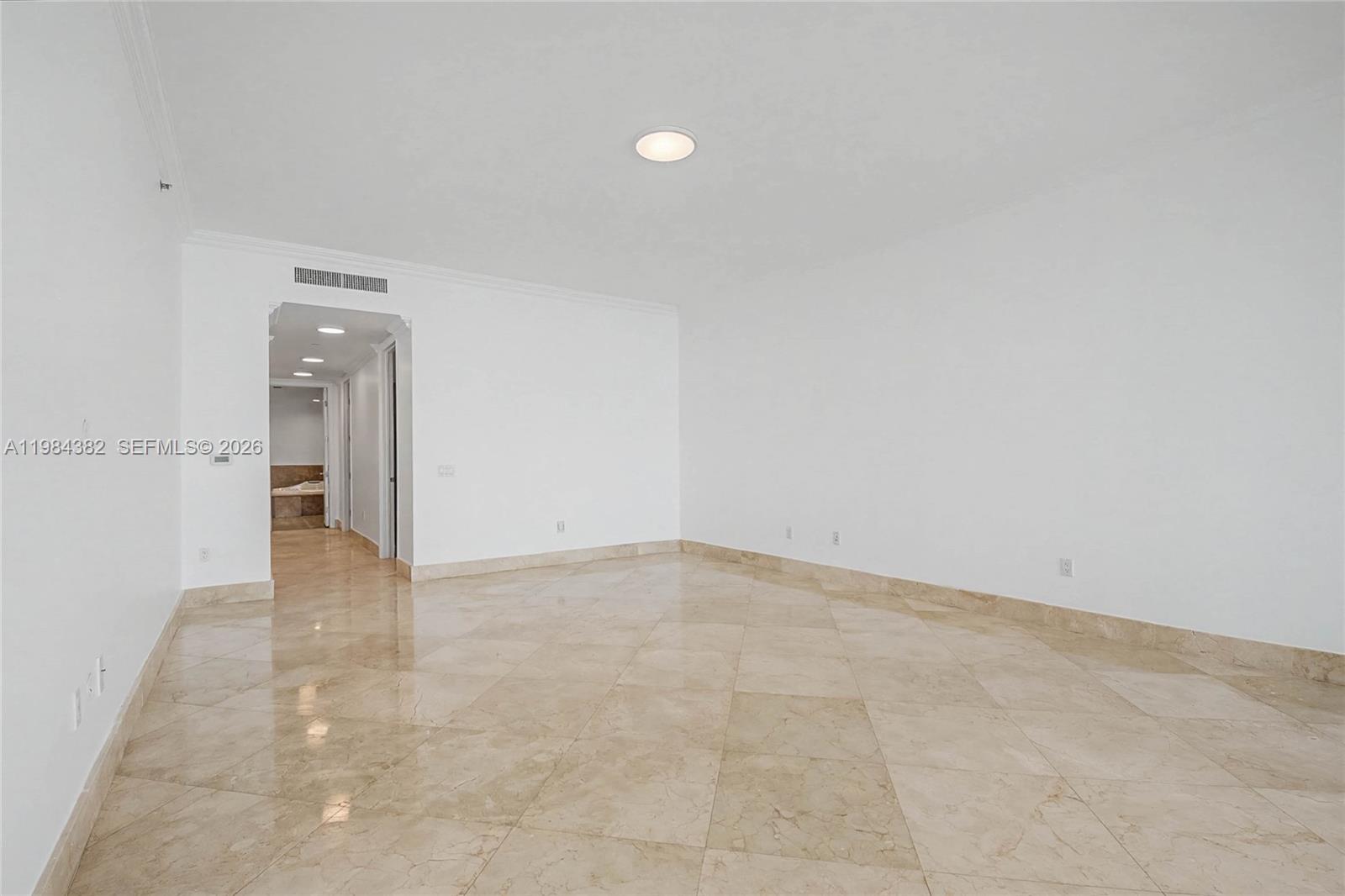 5959 Collins Ave 1503 Property Photo 25