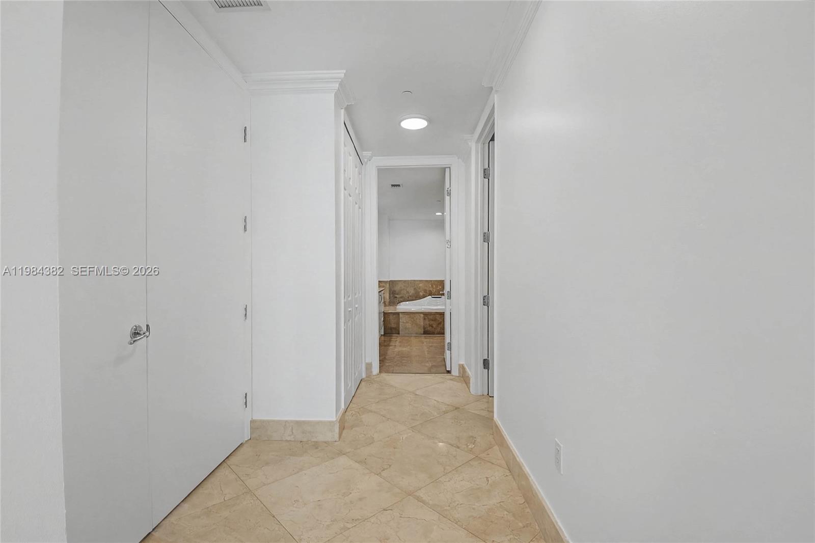 5959 Collins Ave 1503 Property Photo 26
