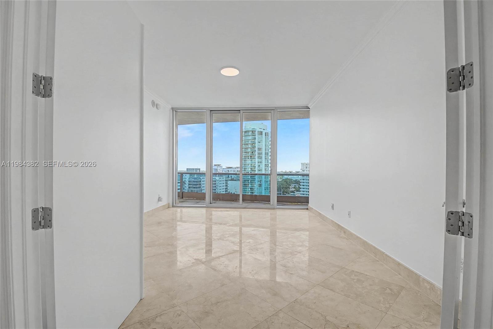 5959 Collins Ave 1503 Property Photo 31