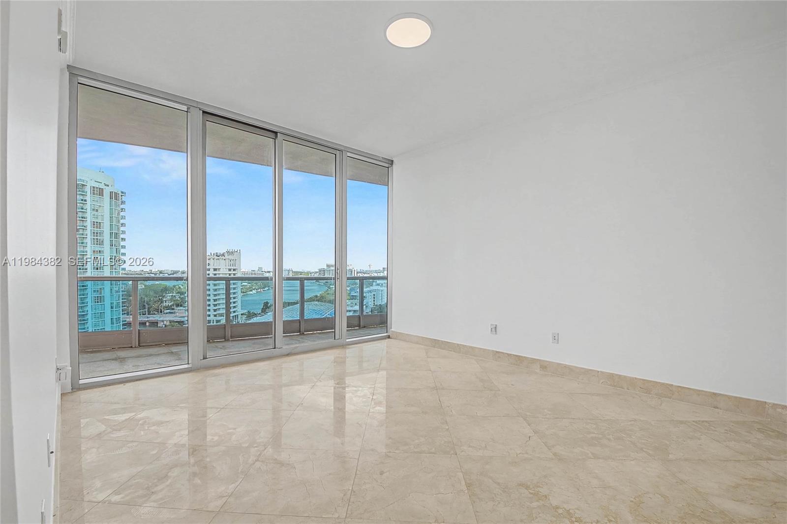 5959 Collins Ave 1503 Property Photo 32