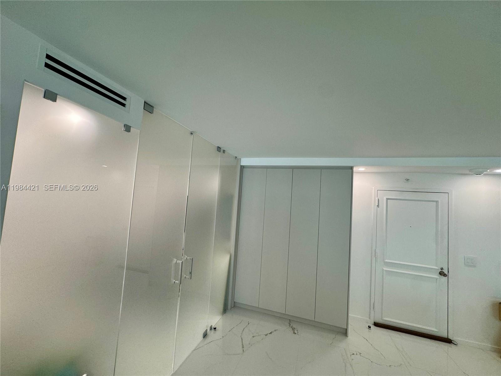 9801 Collins Ave 20e Property Photo 8