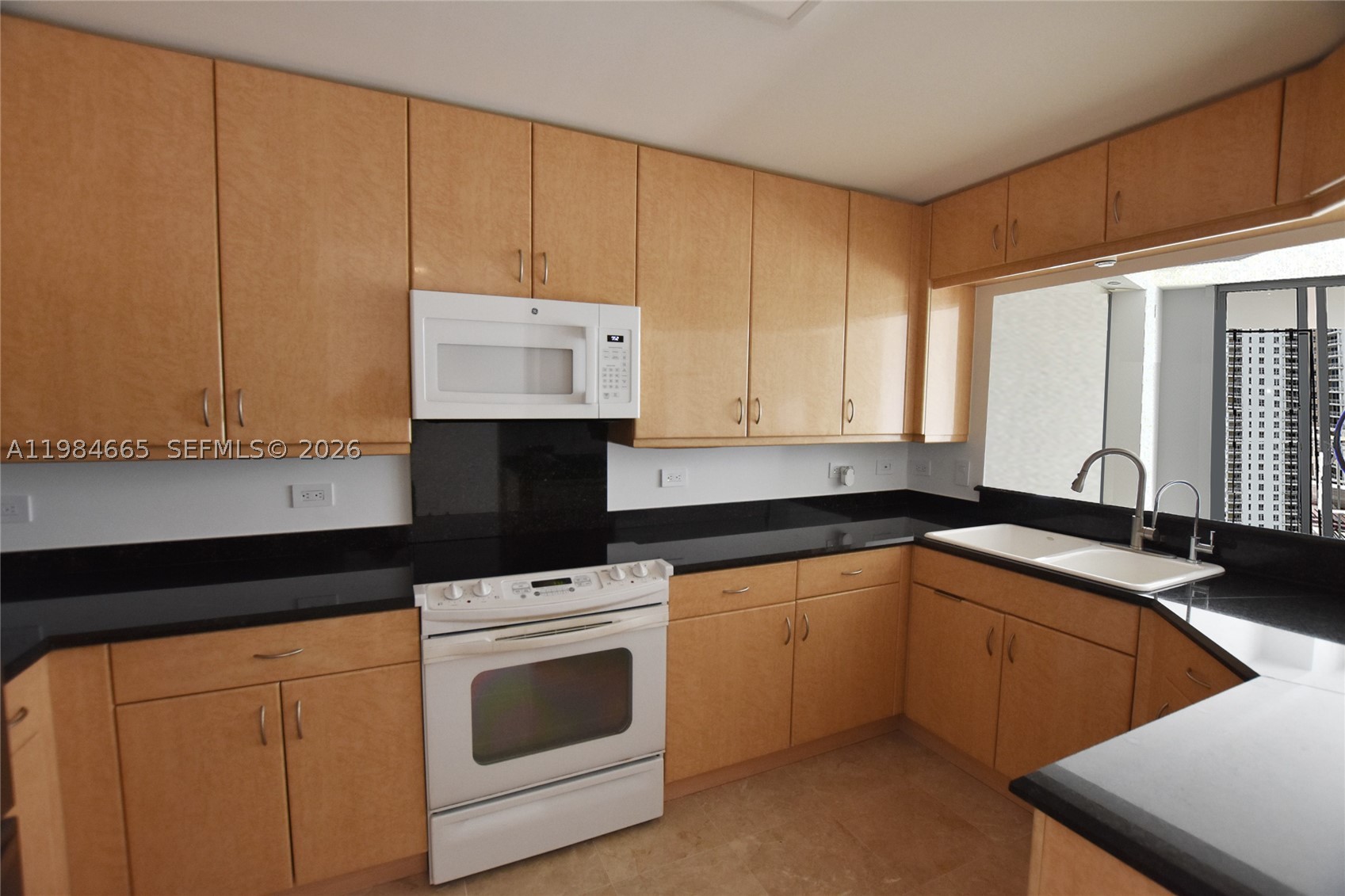 801 Brickell Key Blvd 1209 Property Photo 37