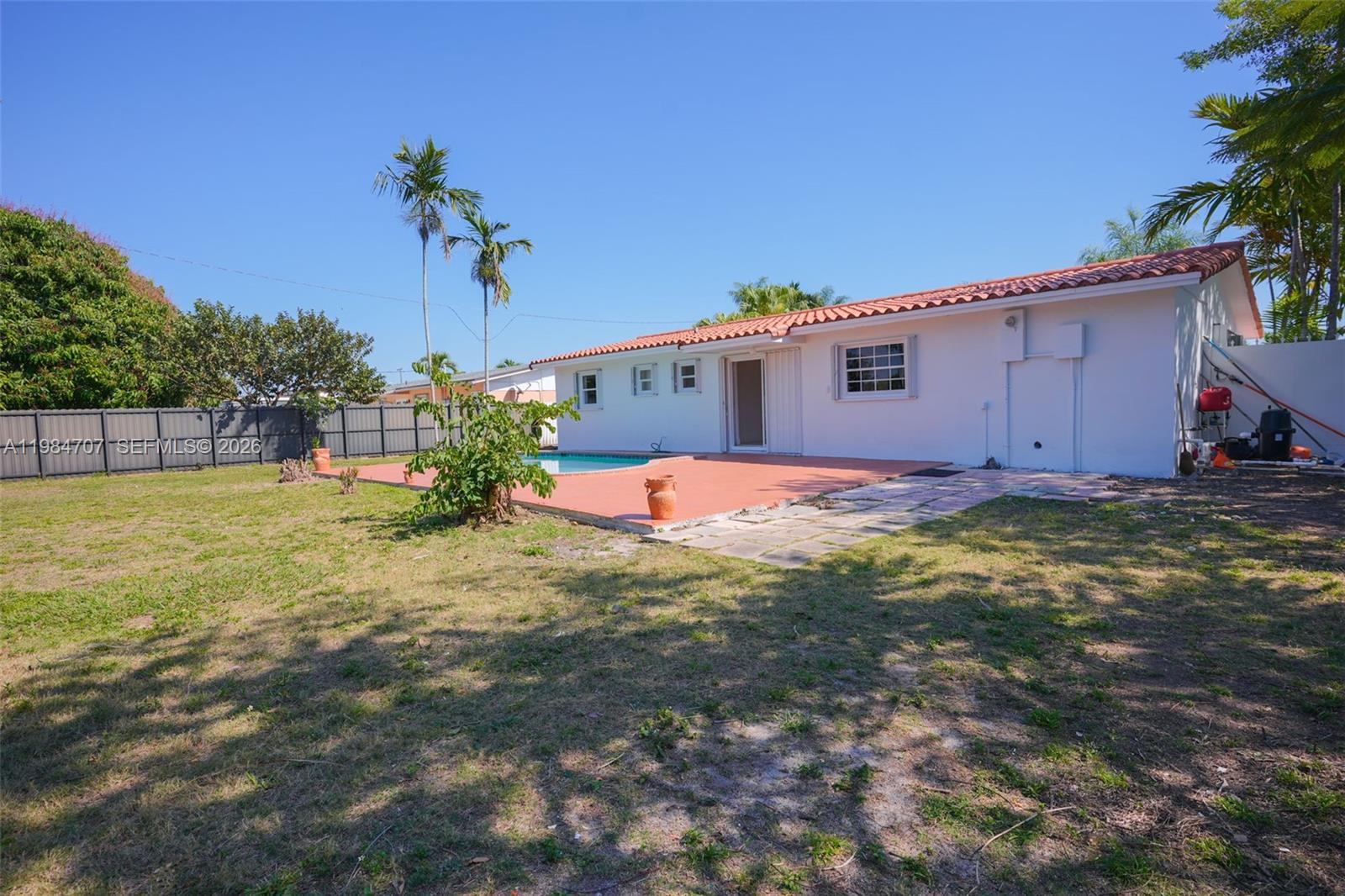 10521 Sw 41st Ter Property Photo 57