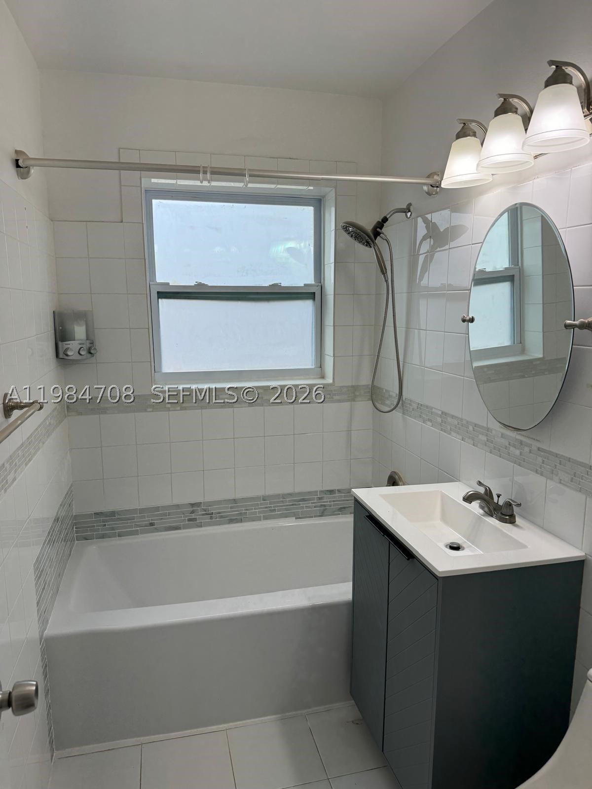 2247 Jackson St Property Photo 8