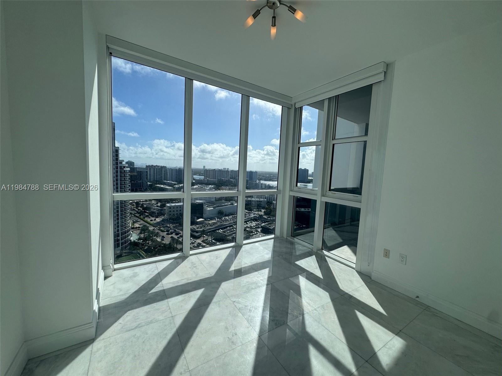 18201 Collins Ave 3505 Property Photo 7