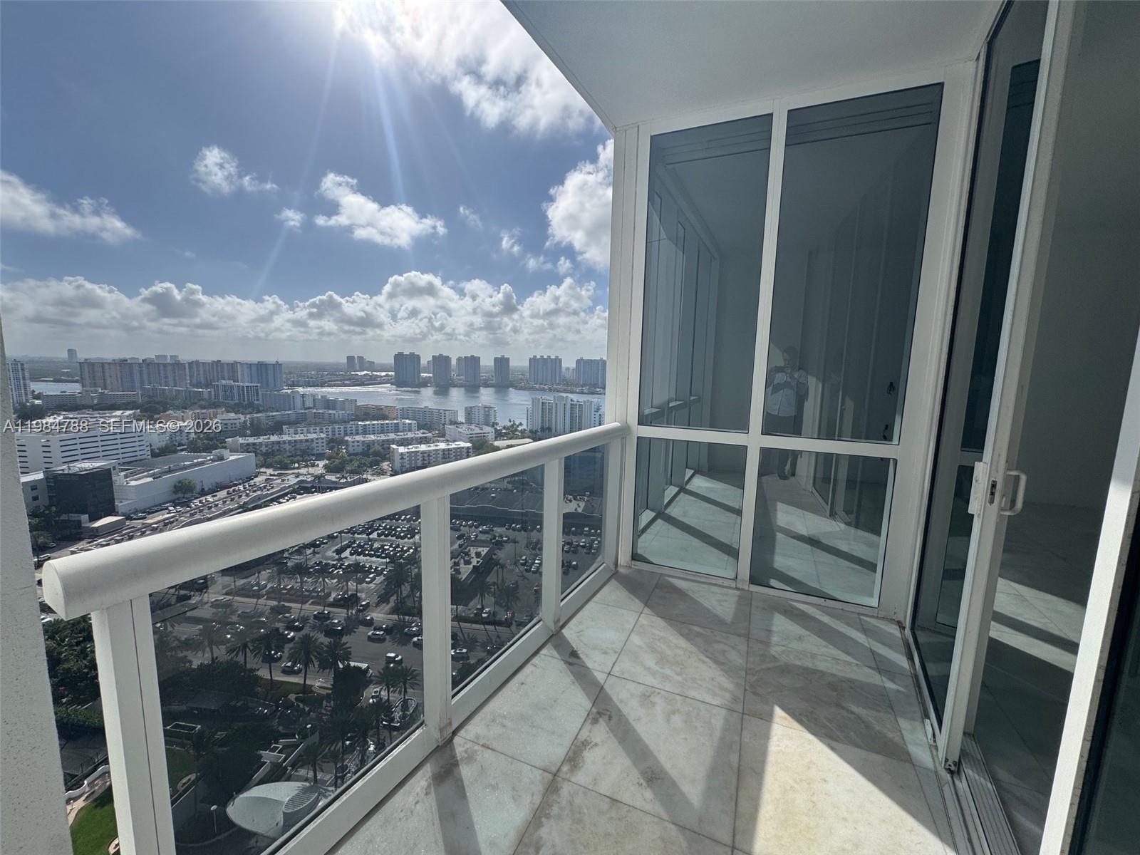 18201 Collins Ave 3505 Property Photo 13