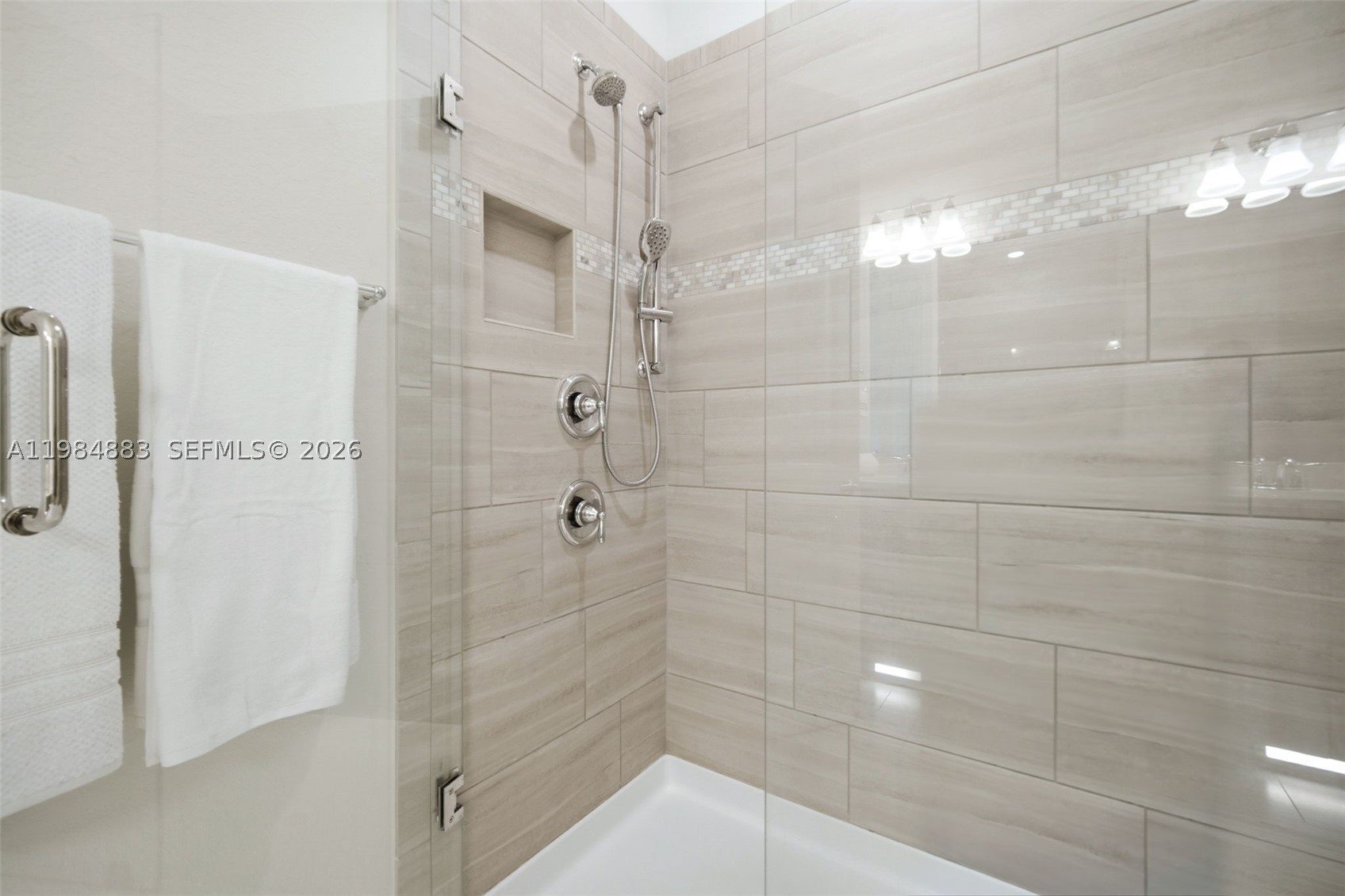 1628 Myrtle Oak Ter Property Photo 20