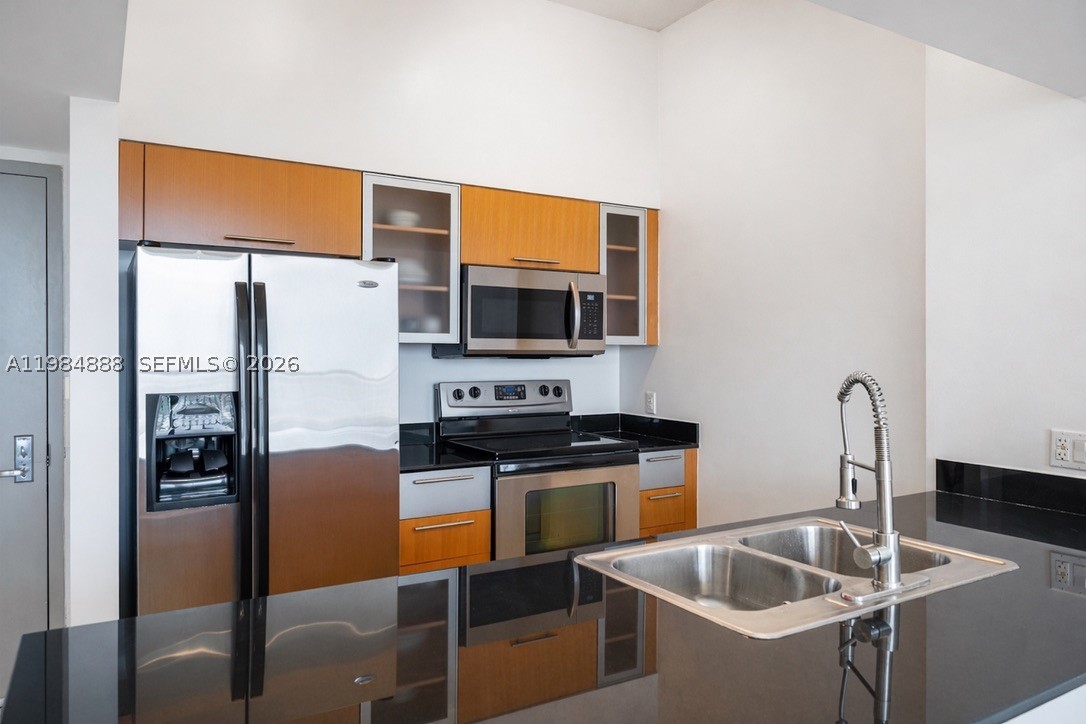 1750 N Bayshore Dr 3811 Property Photo 15