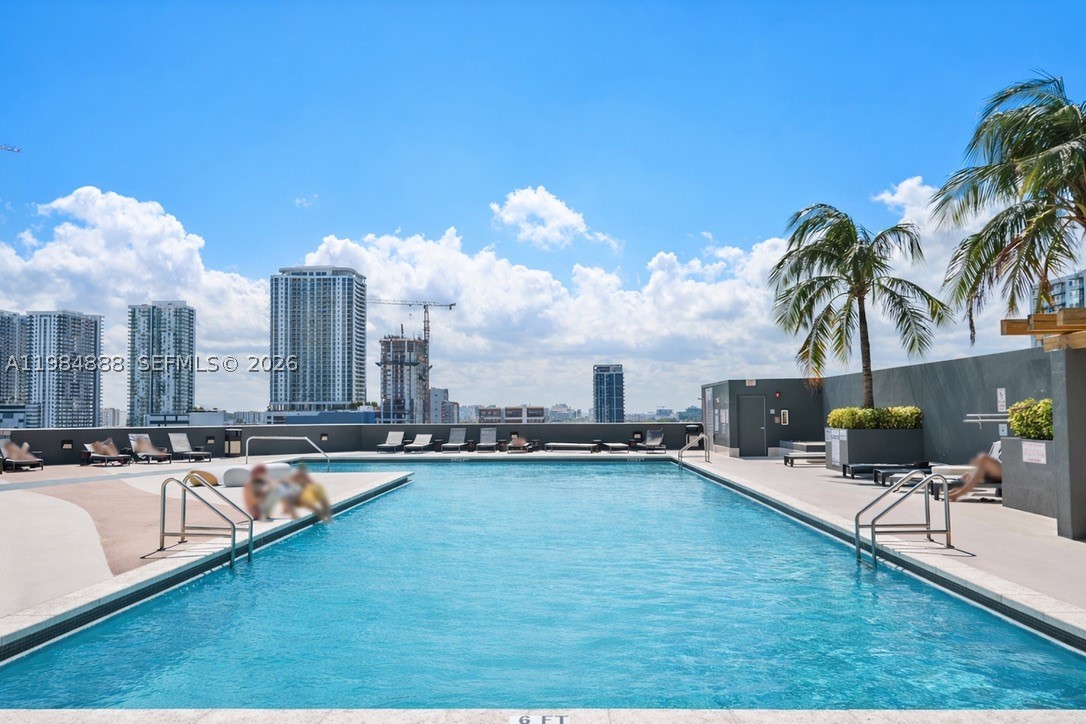 1750 N Bayshore Dr 3811 Property Photo 21