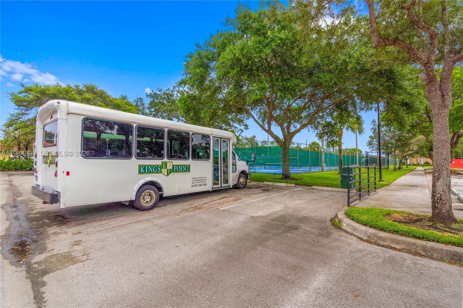 7647 Southampton Ter 314 Property Photo 39
