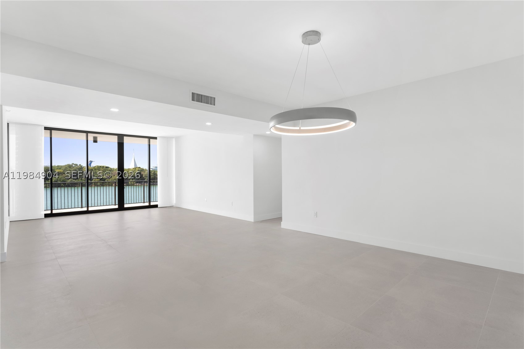 1000 Venetian Way 303 Property Photo 5