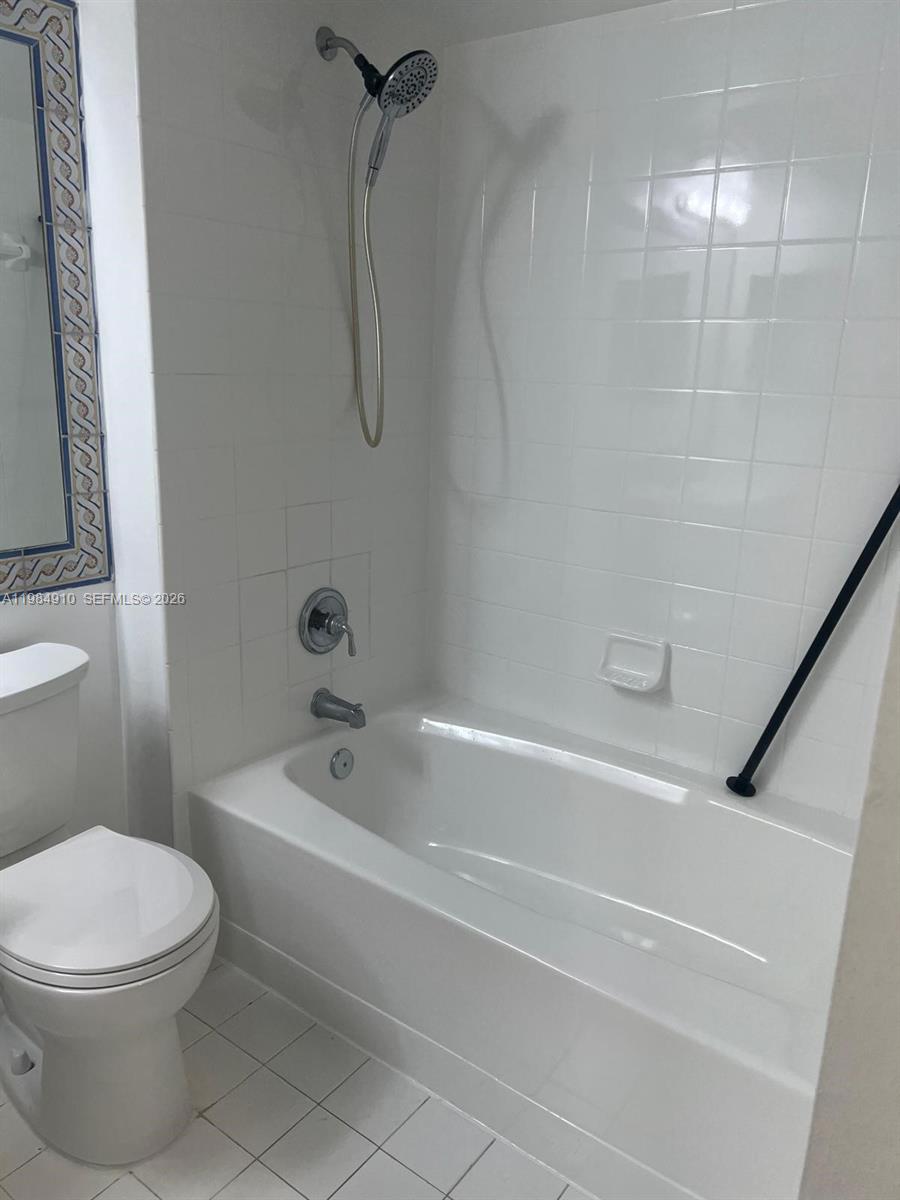 155 Nw 96th Ter 2-201 Property Photo 16