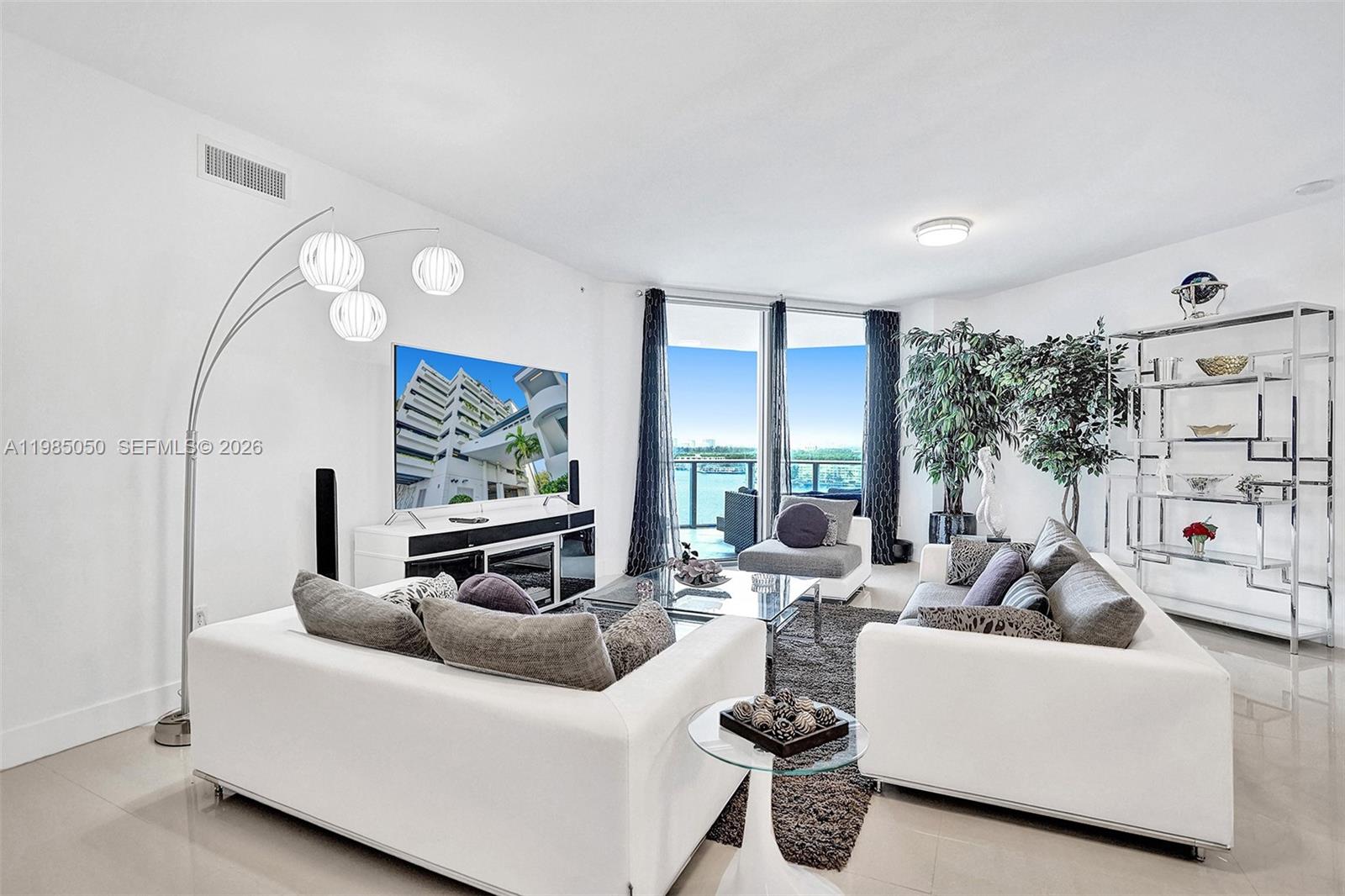 17301 Biscayne Blvd 1207 Property Photo 7