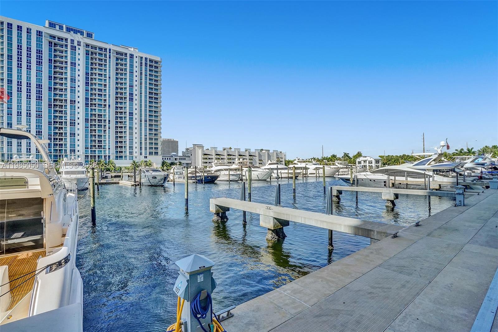 17301 Biscayne Blvd 1207 Property Photo 33