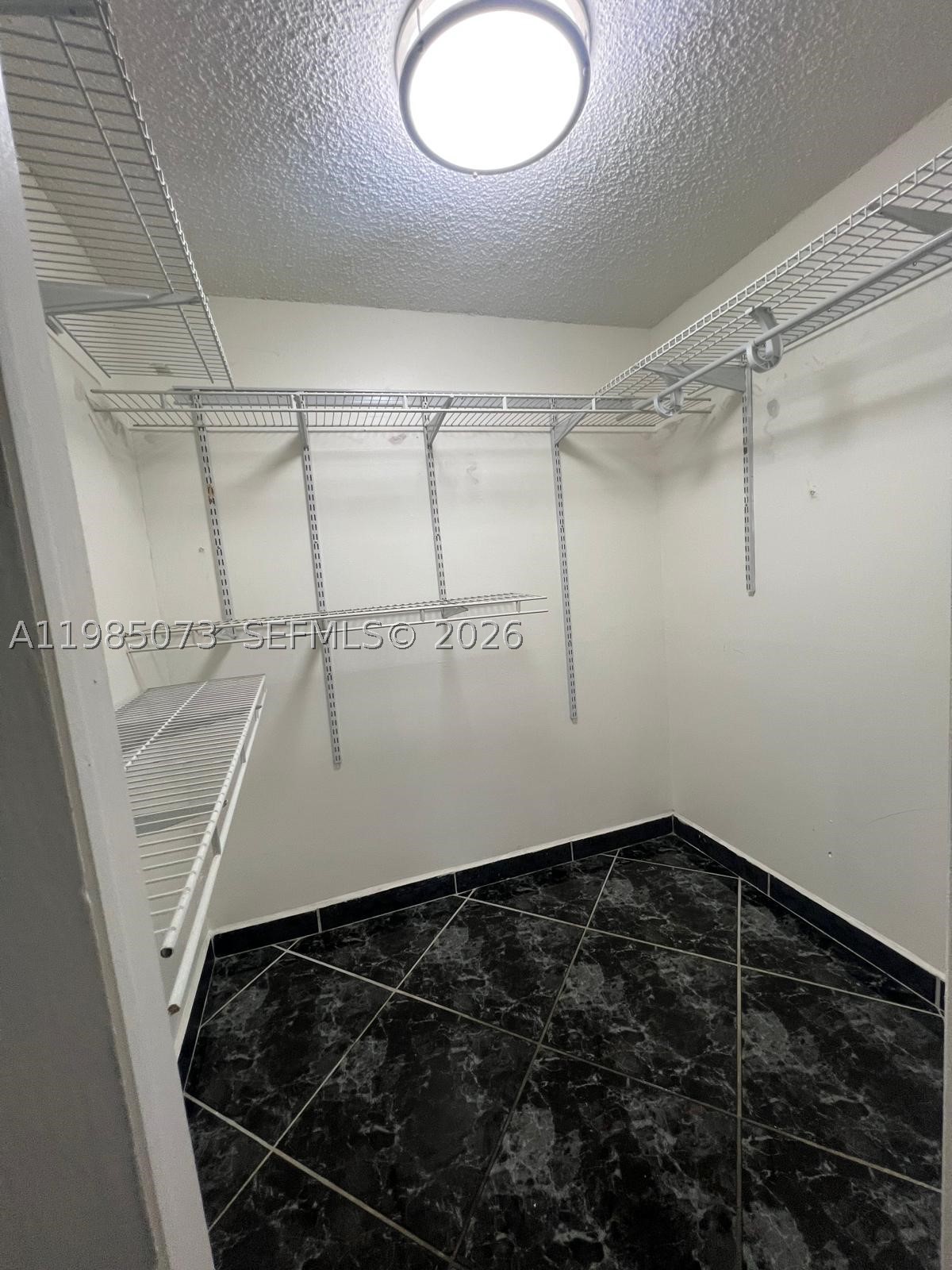 1900 W 68th St D207 Property Photo 21