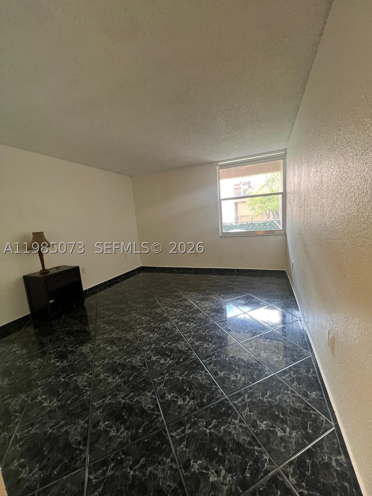1900 W 68th St D207 Property Photo 23