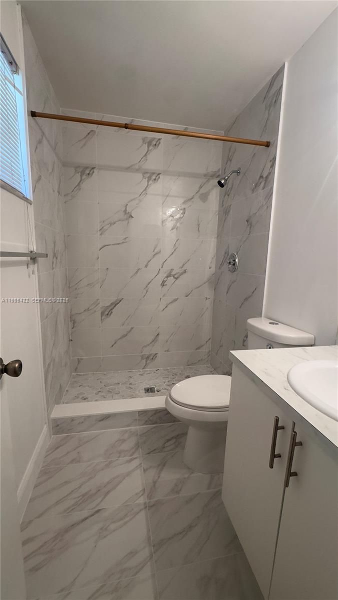 10480 Nw 8th St 201 Property Photo 6