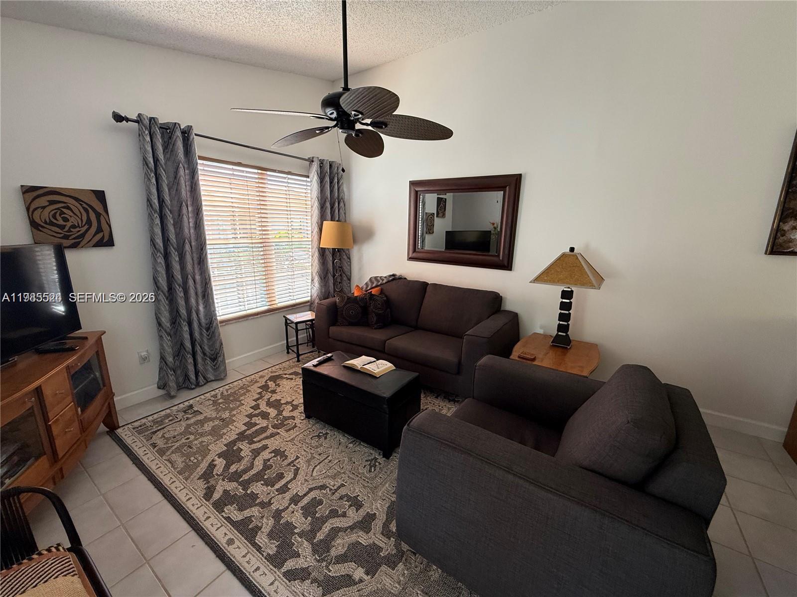 609 Waterside Dr 609 Property Photo 4