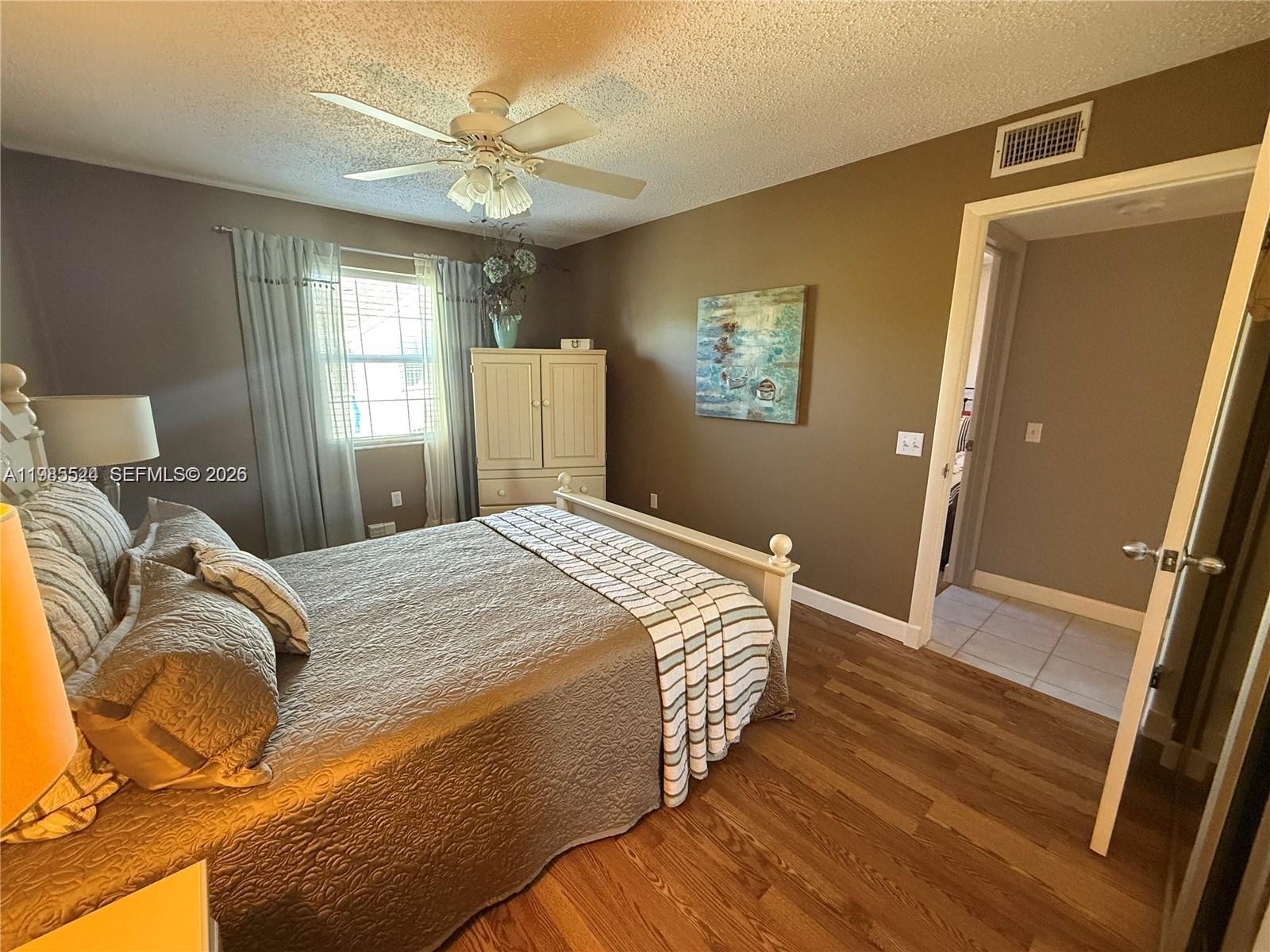 609 Waterside Dr 609 Property Photo 9
