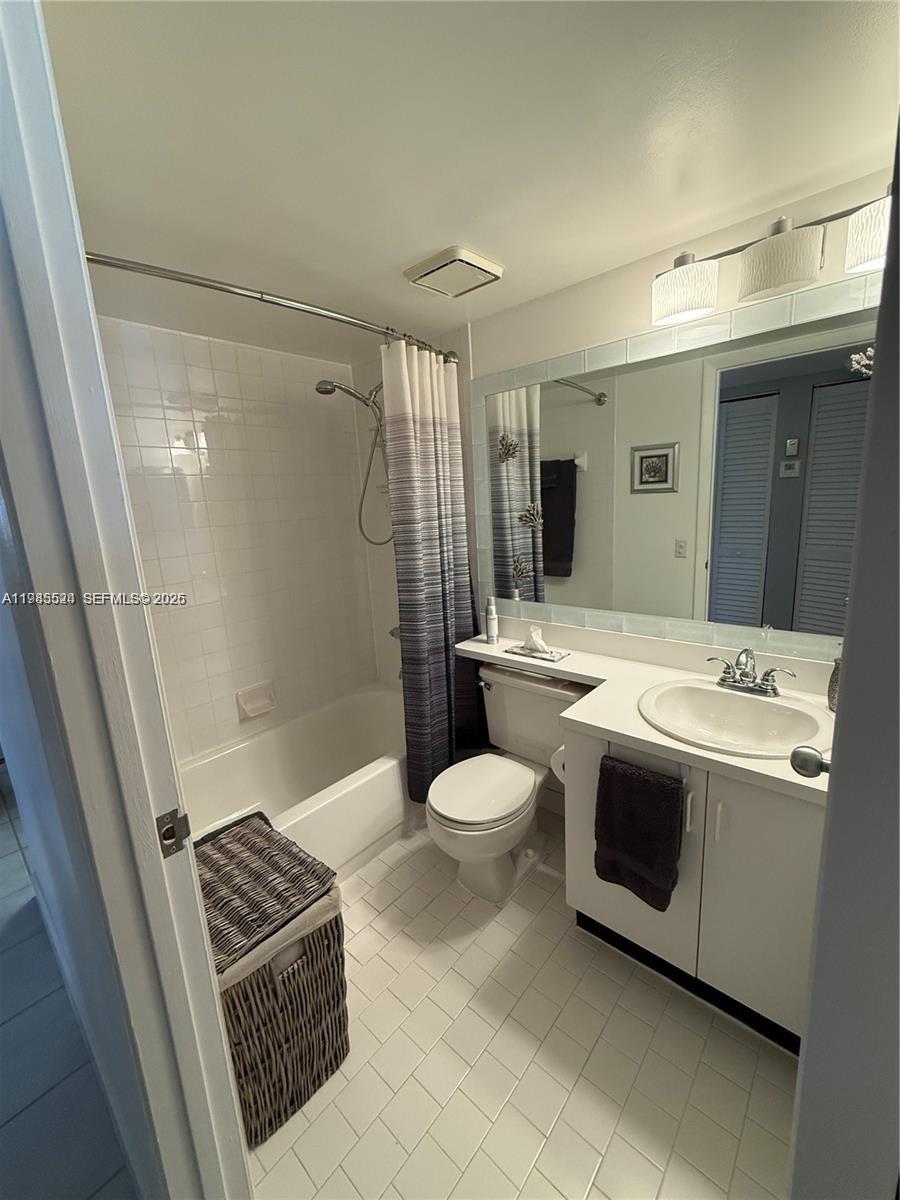 609 Waterside Dr 609 Property Photo 17