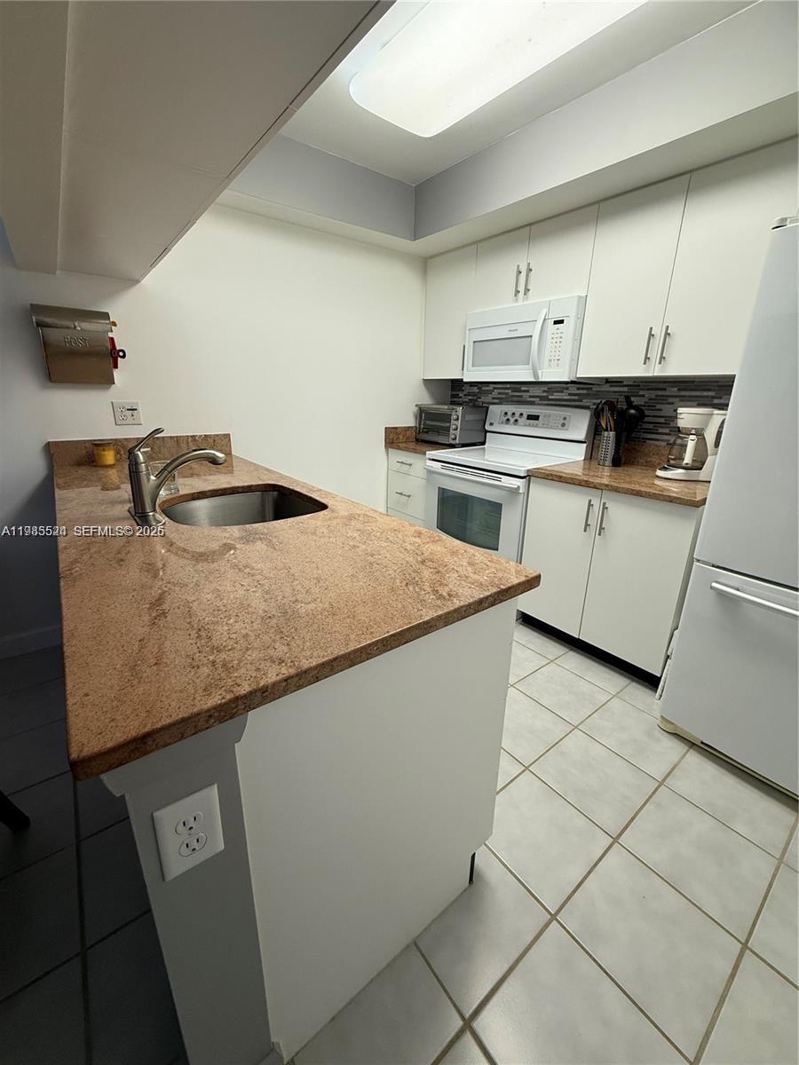 609 Waterside Dr 609 Property Photo 20