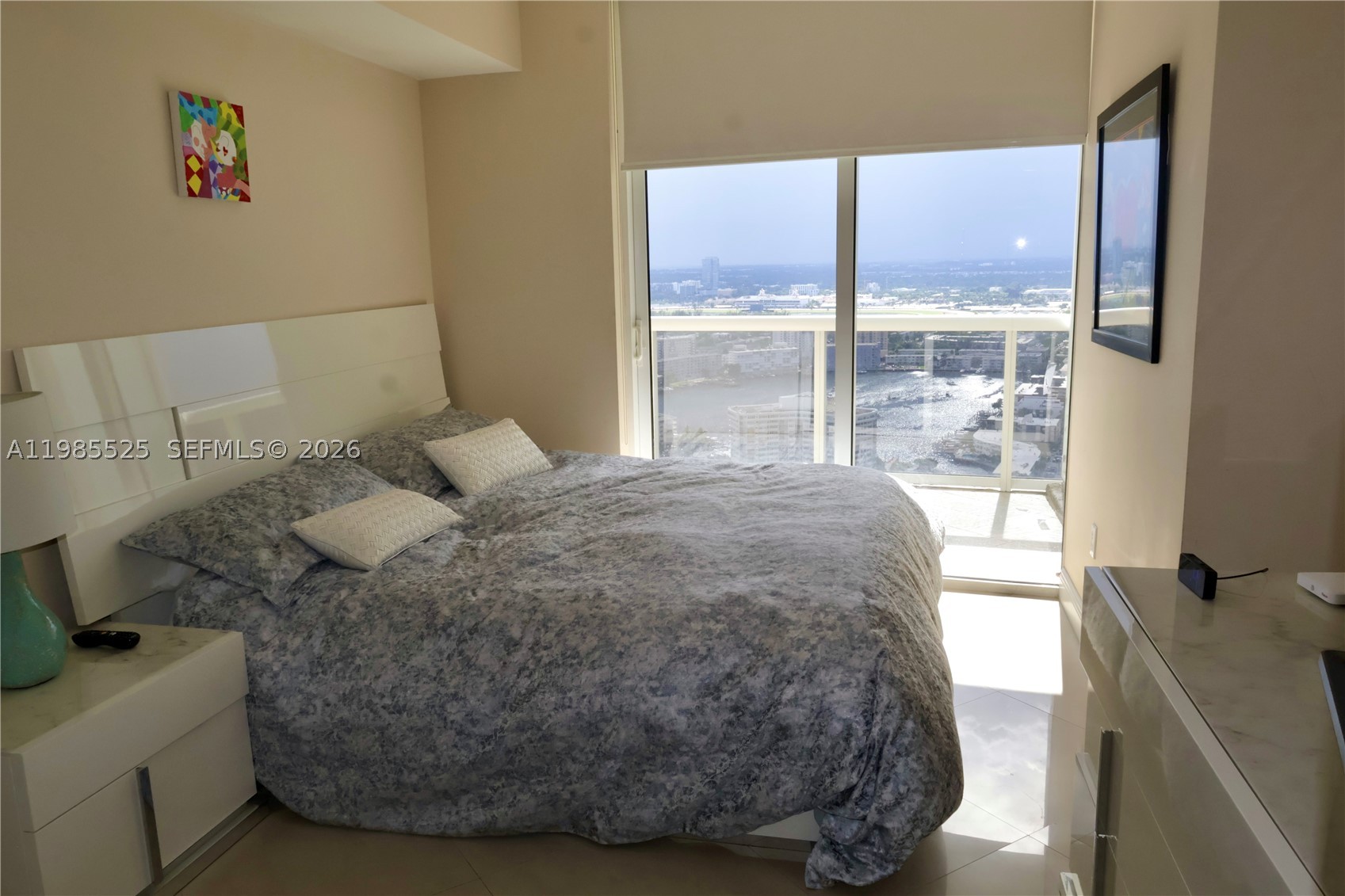 1800 S Ocean Drive 3908 Property Photo 9