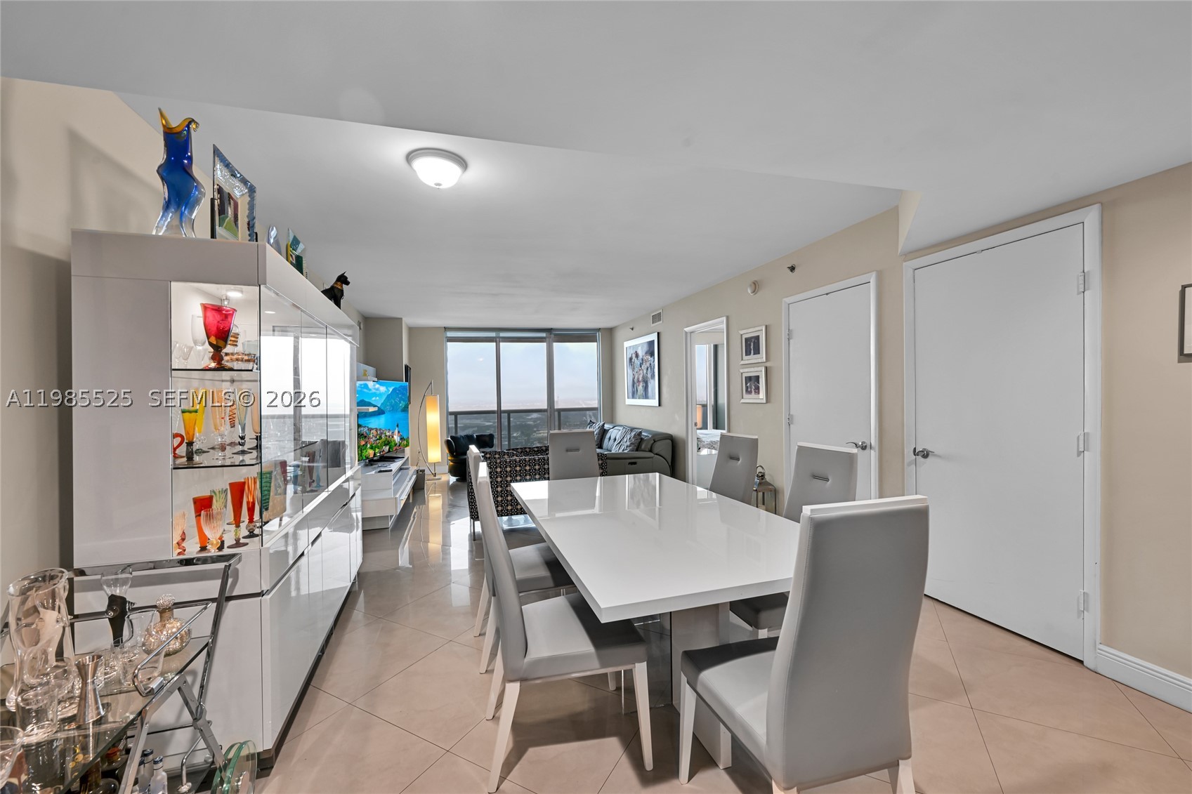 1800 S Ocean Drive 3908 Property Photo 15