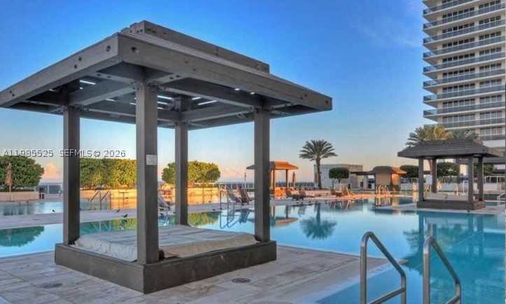 1800 S Ocean Drive 3908 Property Photo 31