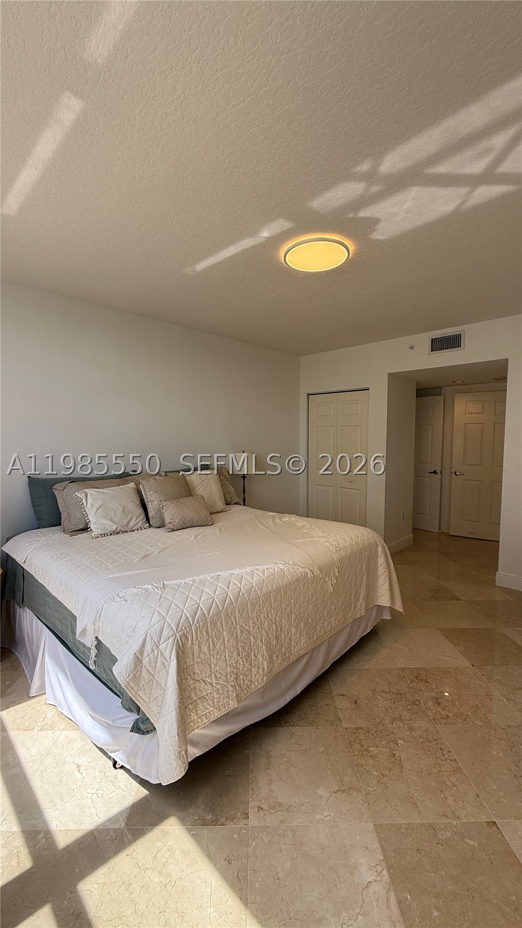2080 S Ocean Dr 905 Property Photo 24