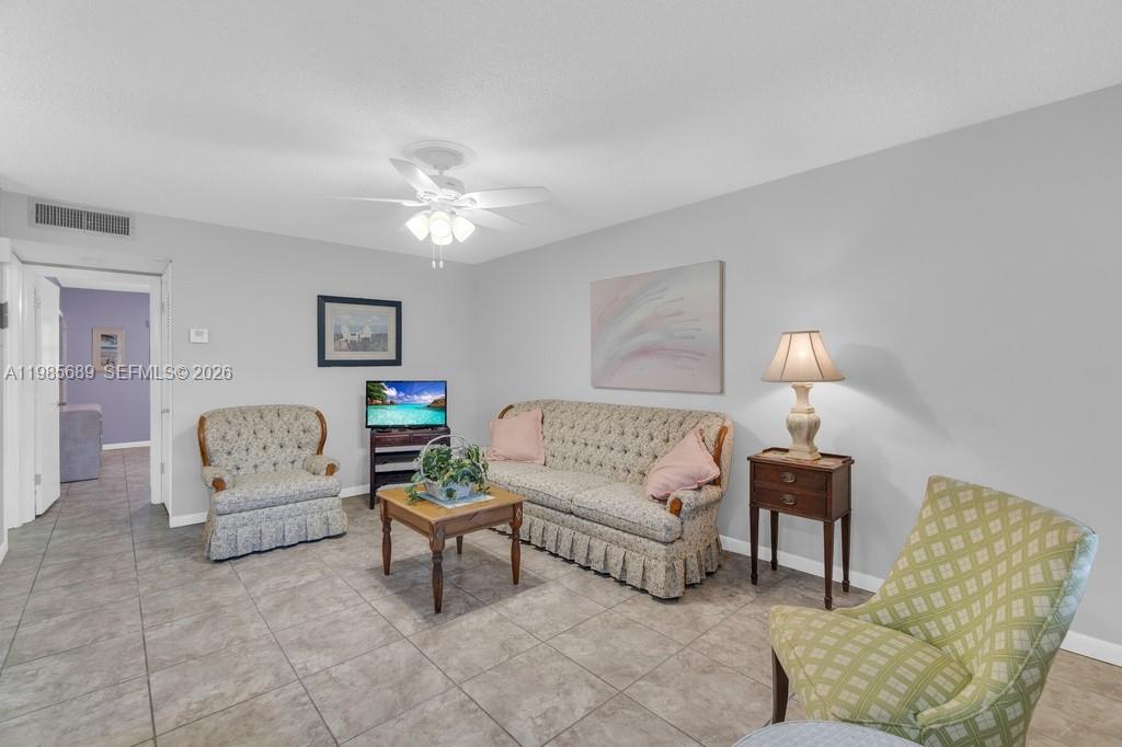 5300 Washington St J218 Property Photo 14
