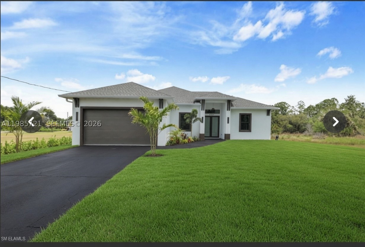 6186 N Everglades Blvd Property Photo 1