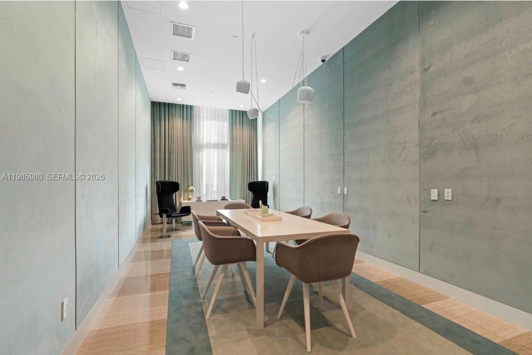 2000 Metropica Way 2507 Property Photo 25
