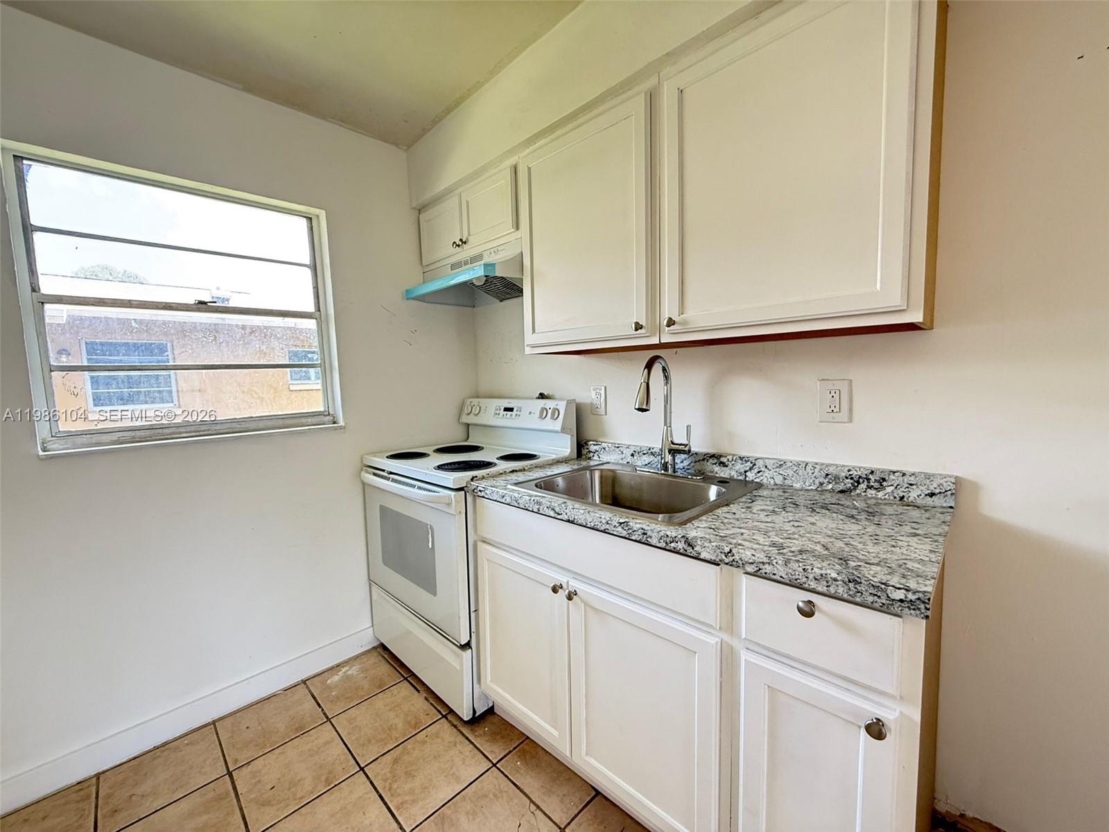 1703 Palm Drive A Property Photo 3