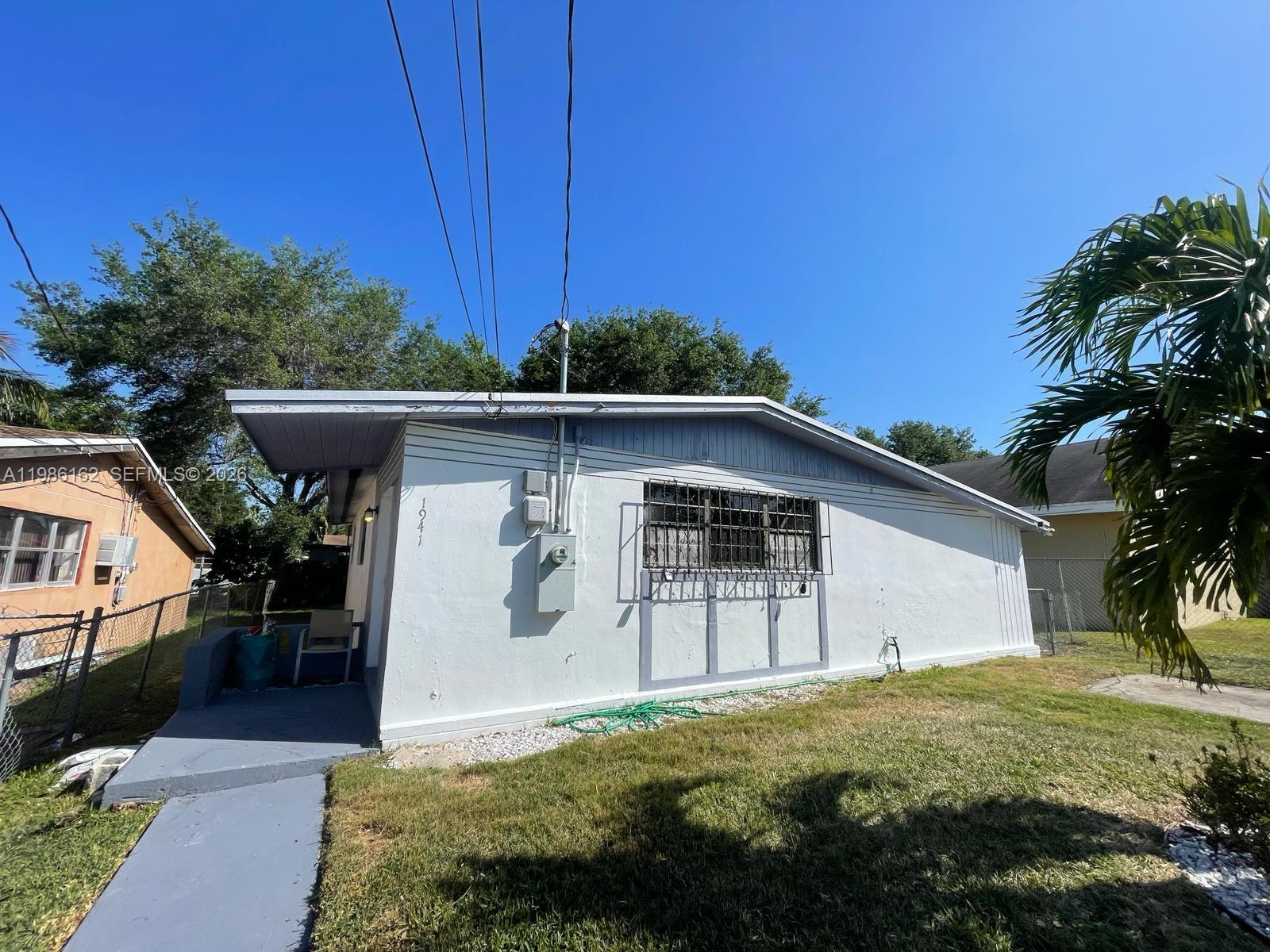 1941 NW 152nd Ter Property Photo 1