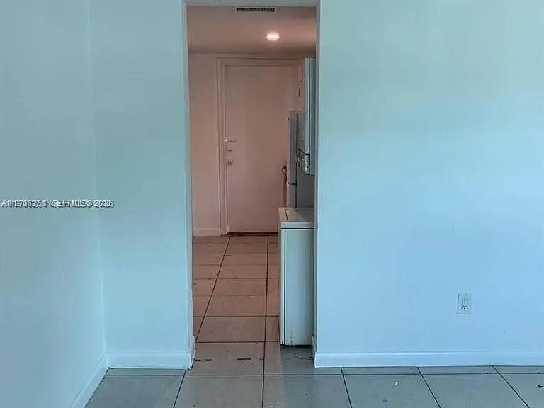 1277 Nw 58th St Property Photo 5