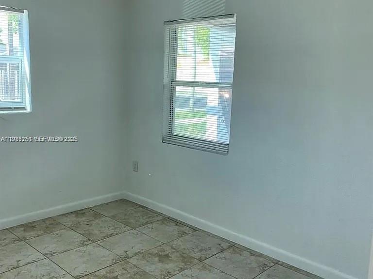 1277 Nw 58th St Property Photo 9