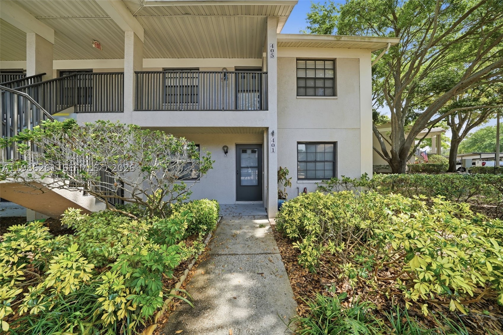2130 Elm St 401 Property Photo 1