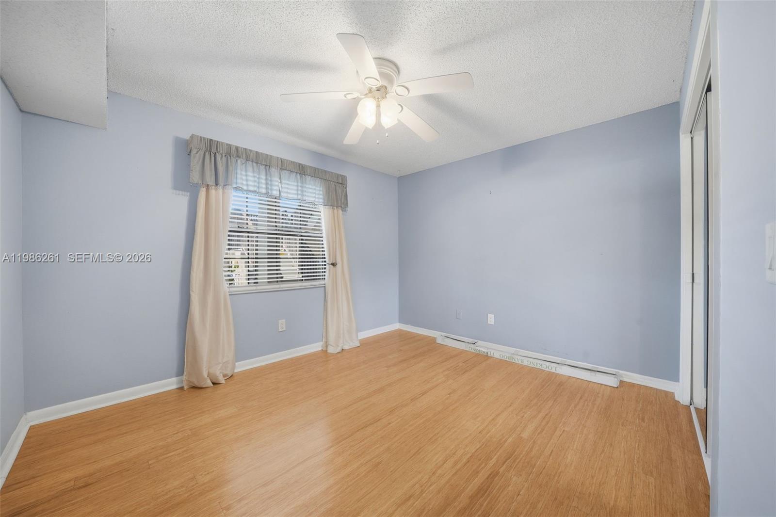 2130 Elm St 401 Property Photo 11